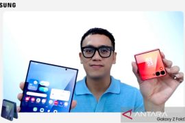 Samsung gaet pasar dengan produk gawai lipat