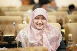 Legislator Jatim dorong pemprov bentuk BUMD sektor wisata