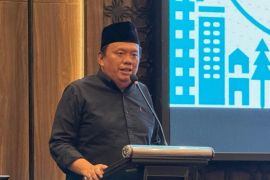 DPRD Jatim minta penanganan komprehensif tekan kasus HIV