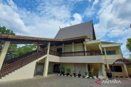 Anggota DPRD HST diduga masih terima gaji meski sudah divonis korupsi