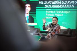 P2MI minister highlights perks for registered Indonesian migrants