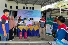 UMKM Serawai Jaya dapat bantuan dari Pertamina dorong produksi camilan