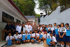 Mahasiswa Mpu Kuturan gelar pengabdian masyarakat di Madyama Widyalaya