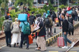 KAI Cirebon melayani 326 ribu penumpang selama libur sekolah