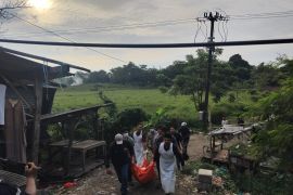 Mayat pria ditemukan mengambang di Kali Ciujung Serang, Banten