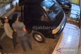 Polisi buru komplotan pencuri mobil di Tanjung Duren Jakbar