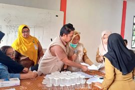 BNK Kotim gencar tes urine pegawai hingga ke kecamatan