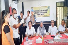 Ditresnarkoba Polda Kalsel musnahkan setengah kilogram sabu