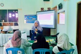 KPP Pratama Mataram Timur edukasi 44 bendahara desa di Narmada