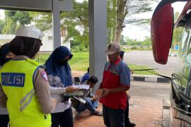 Polresta Banyumas gelar "ramp check" bus di Terminal Bulupitu