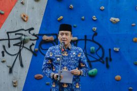 Pemkot Bandung melarang siswa tak miliki SIM bawa motor ke sekolah