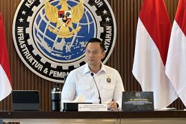 Menko AHY tegaskan keberpihakan terhadap sopir truk