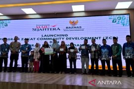 BAZNAS Banjarmasin luncurkan program ZCD dan salurkan modal usaha