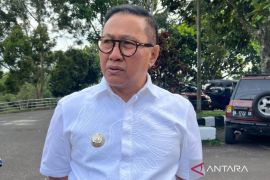 Wako Ramlan minta gedung SD di Bukittinggi diputihkan