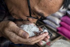 Patahan beras jadi cara untuk bedakan beras oplosan dan premium