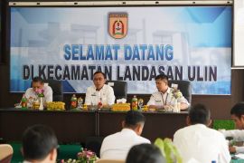 Pj Sekda Banjarbaru instruksikan camat dan lurah pantau LPG 3 kg