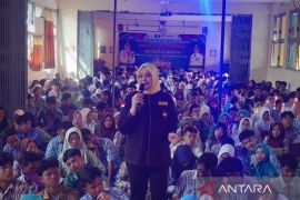 Siswa SMAN 10 Surabaya berikrar anti narkoba