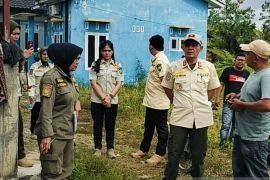 Satpol PP tegakkan perda pengawasan IMB di Padangsidimpuan