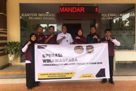 Imigrasi Polman : Operasi Wirawaspada untuk cegah pelanggaran keimigrasian WNA