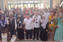 Bulog Bukittinggi luncurkan penyaluran cadangan beras pangan nasional di Agam