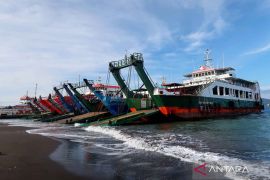 Menhub meminta seluruh Syahbandar konsisten "ramp check" kapal