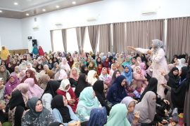 Wakil Wali Kota Pematangsiantar di acara pengajian YAI, serahkan santunan lansia