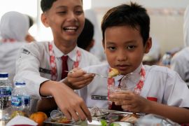 BGN expands free meals program to Sekolah Rakyat