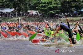 Kemenpar latih pengelola rumah singgah untuk dukung lomba Pacu Jalur