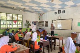 Satlantas Pasaman Barat sosialisasi tertib lalu lintas di sekolah