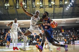 IBL 2025 - Sejarah baru, Dewa United juara, kalahkan Pelita Jaya di game ketiga