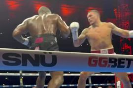 Usyk kukuhkan diri raja kelas berat tinju setelah KO Dubois