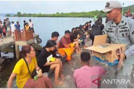 Bakamla kerahkan KN Gajah Laut evakuasi penumpang KM Barcelona