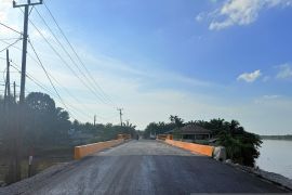 Janji Gubri Abdul Wahid Terwujud: Jembatan Sekayan Deras Inhu Tuntas Diperbaiki