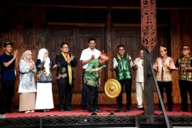 MPG ajang pelestarian budaya lokal Dayak Deah