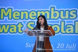 Menkomdigi ajak media sampaikan informasi Sekolah Rakyat dengan akurat