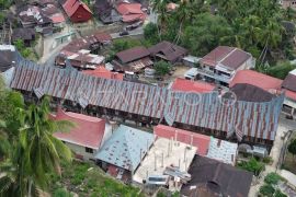 Rumah gadang 20 ruang di Sulik Aia Page 2 Small