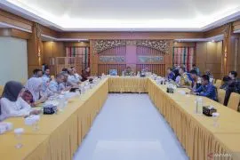 Diapresiasi Kemendagri, DPRD Kalsel tercepat selesaikan RAPBD-P se-Indonesia