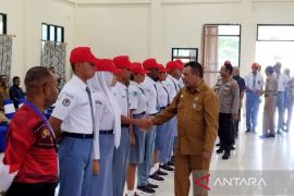 36 siswa SMA/SMK se-Papua Barat ikut diklat calon paskibra 2025