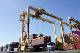 Terminal Petikemas Surabaya pantau pergerakan di lapangan penumpukan