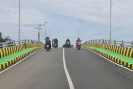 Tim teknis PUPR Kalsel cek kerusakan Jembatan Mantuil 9