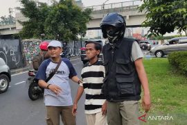 Sudinsos Jakbar jaring ratusan PMKS sepanjang 2025