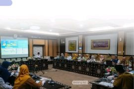 Warga Mataram diminta lapor jika temukan beras oplosan