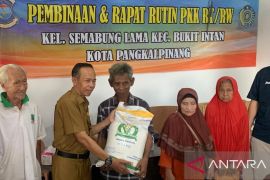 Pemkot Pangkalpinang bagikan 148,12 ton beras bantuan pangan