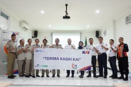 Daop Madiun salurkan bantuan TJSL Rp149 juta untuk tiga kabupaten