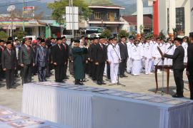 Bupati Lampung Barat lantik 13 pejabat pimpinan tinggi pratama