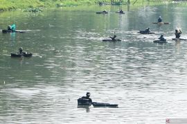Lapangan kerja informal Jatim