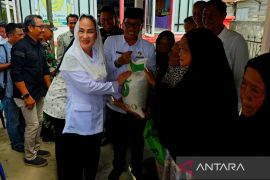 Pemkab Natuna salurkan bantuan pangan Bapanas kepada 3.665 penerima