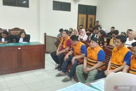 Terdakwa kasus narkotika CAP jalani sidang perdana di Balikpapan