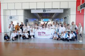 Sambut Hari Anak, KCIC, KAI Services, dan Dompet Dhuafa Jabar bahagiakan puluhan anak yatim