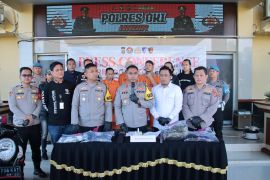 Polisi tangkap tiga pelaku penganiayaan di OKI Sumsel